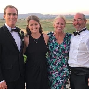 Meet your Posher, Sharon